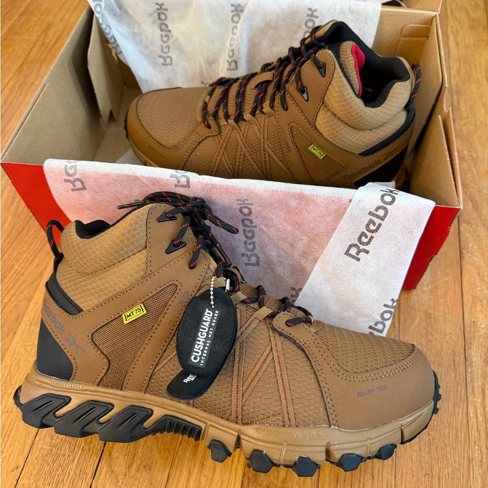 NEW Reebok Men's Work Trailgrip Alloy Toe Brown Work Boot